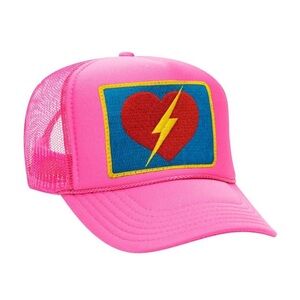 VINTAGE BOLT HEART TRUCKER HAT IN NEON PINK